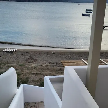 Greelax Upper Floor Апартаменты Zefiria